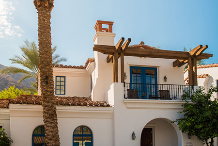 Exterior Touch
